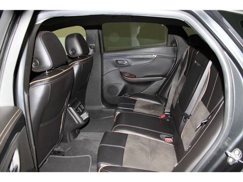 Used 2015 Chevrolet Impala LT image 12