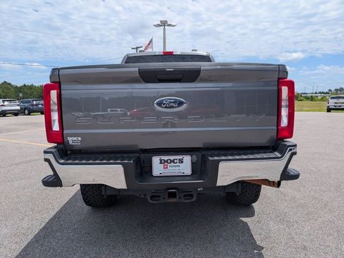 Used 2024 Ford F250 XLT w/ Tremor Off-Road Package AWD/4WD image 4