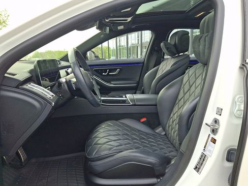 Used 2023 Mercedes-Benz S 580 4MATIC Sedan image 13