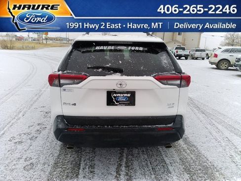 Used 2019 Toyota RAV4 XLE w/ All Weather Liner Package AWD/4WD image 4