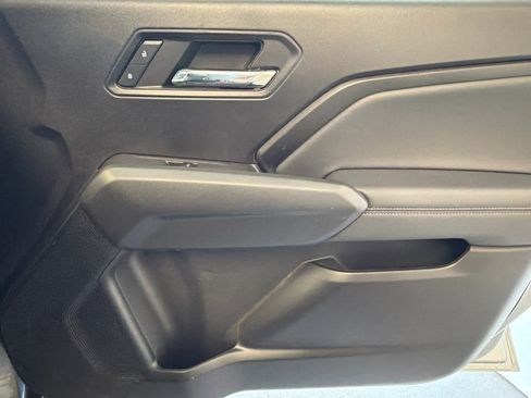 Used 2024 Chevrolet Colorado LT w/ LT Convenience Package AWD/4WD image 15