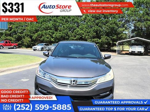 Used 2017 Honda Accord Sport image 2