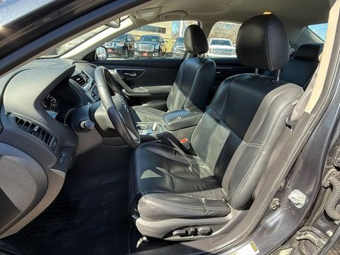 Used 2018 Nissan Altima 2.5 SL image 2