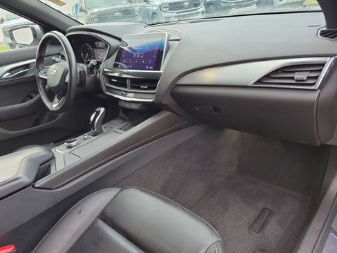 Used 2022 Cadillac CT5 Luxury RWD image 16