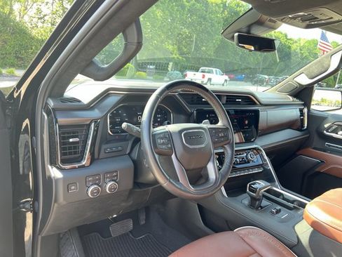Used 2024 GMC Sierra 1500 Denali Ultimate AWD/4WD image 10