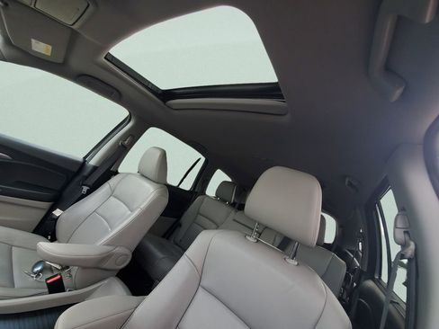 Used 2022 Honda Pilot Special Edition image 17