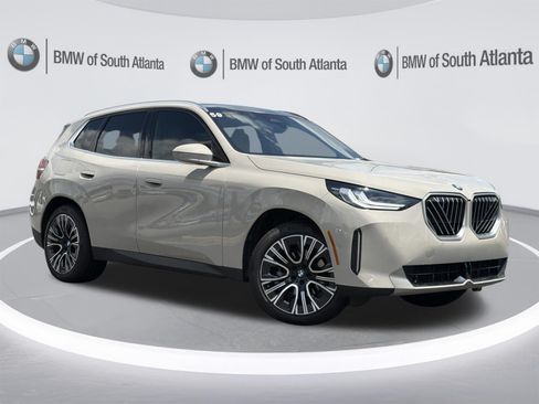 Certified 2026 BMW X3 xDrive30i w/ Convenience Package AWD/4WD image 2