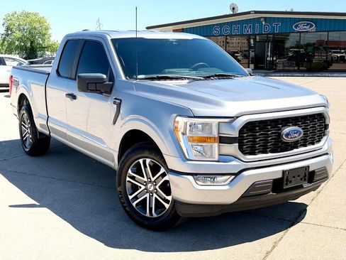 Used 2022 Ford F150 XL w/ STX Appearance Package RWD image 2