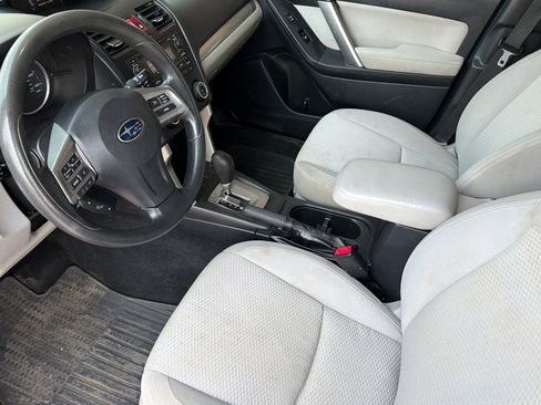 Used 2015 Subaru Forester 2.5i Premium w/ All-Weather Package AWD/4WD image 8