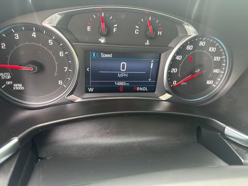 Used 2023 Chevrolet Equinox LT FWD image 16