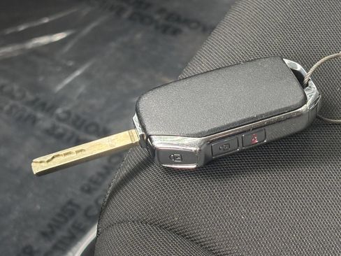 Used 2025 Kia Sportage LX FWD image 21