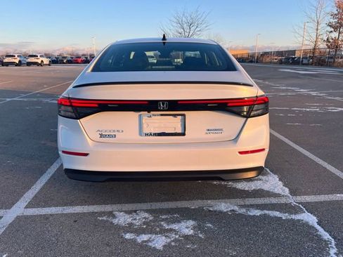 Used 2024 Honda Accord Sport image 7