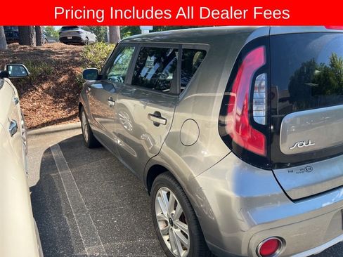 Used 2019 Kia Soul + FWD image 3