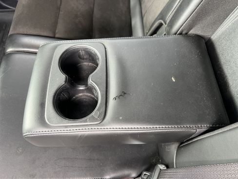 Used 2021 Jeep Grand Cherokee Laredo X image 41