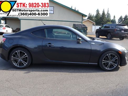 Used 2013 Scion FR-S RWD image 9