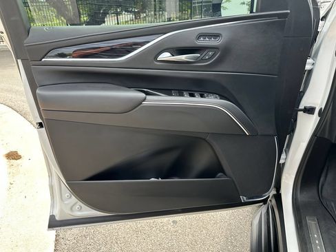 Used 2022 Cadillac Escalade Sport w/ Touring Package AWD/4WD image 20
