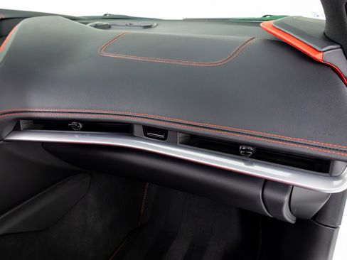 Used 2021 Chevrolet Corvette Stingray Preferred Cpe w/ Engine Appearance Package image 37