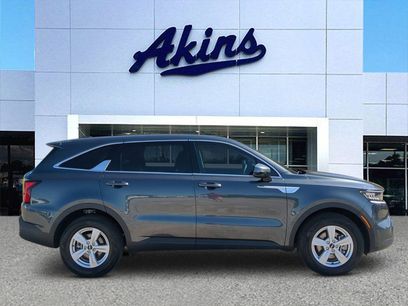 Used 2023 Kia Sorento LX
