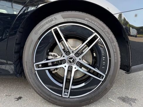 Used 2026 Mercedes-Benz E 350 4MATIC Sedan image 11