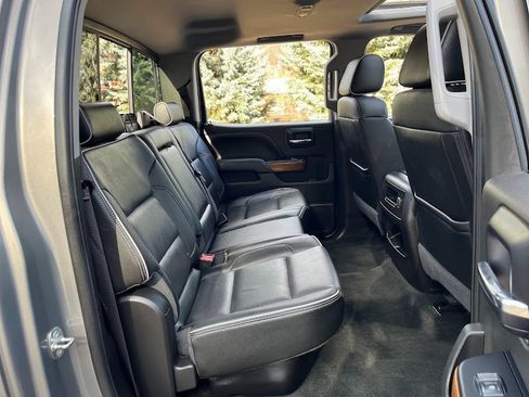 Used 2017 Chevrolet Silverado 1500 High Country image 44