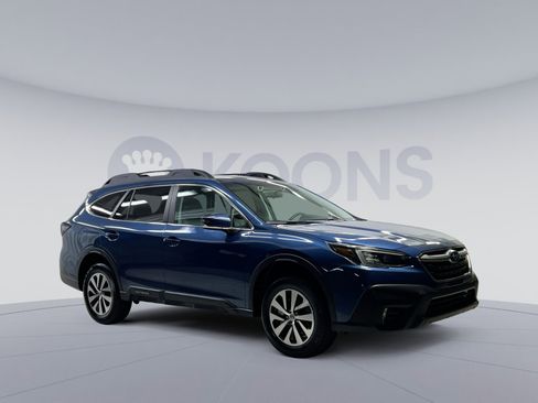 Used 2022 Subaru Outback Premium image 14