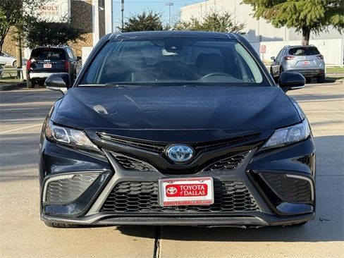 Used 2023 Toyota Camry SE image 7