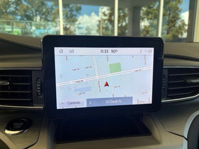 Used 2022 Ford Explorer XLT w/ Equipment Group 202A RWD image 18