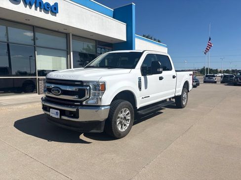 Used 2022 Ford F250 XLT AWD/4WD image 1