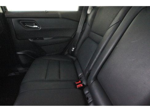 Certified 2023 Nissan Rogue SV w/ SV Premium B Package FWD image 15