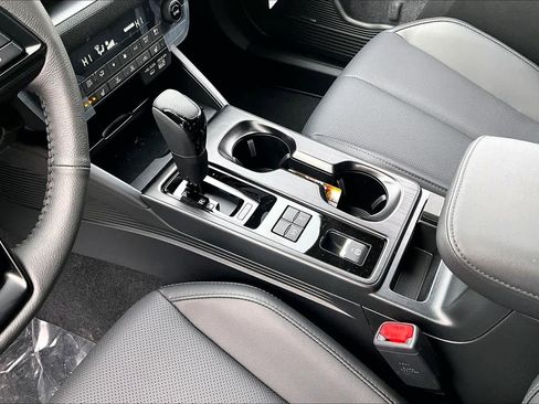 New 2026 Subaru Outback Limited image 7