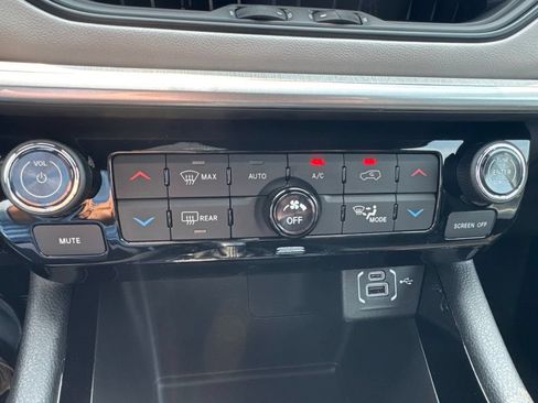 New 2026 Jeep Compass Limited AWD/4WD image 13