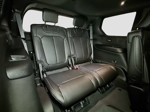 New 2025 Jeep Grand Cherokee L Limited w/ Luxury Tech Group II image 32