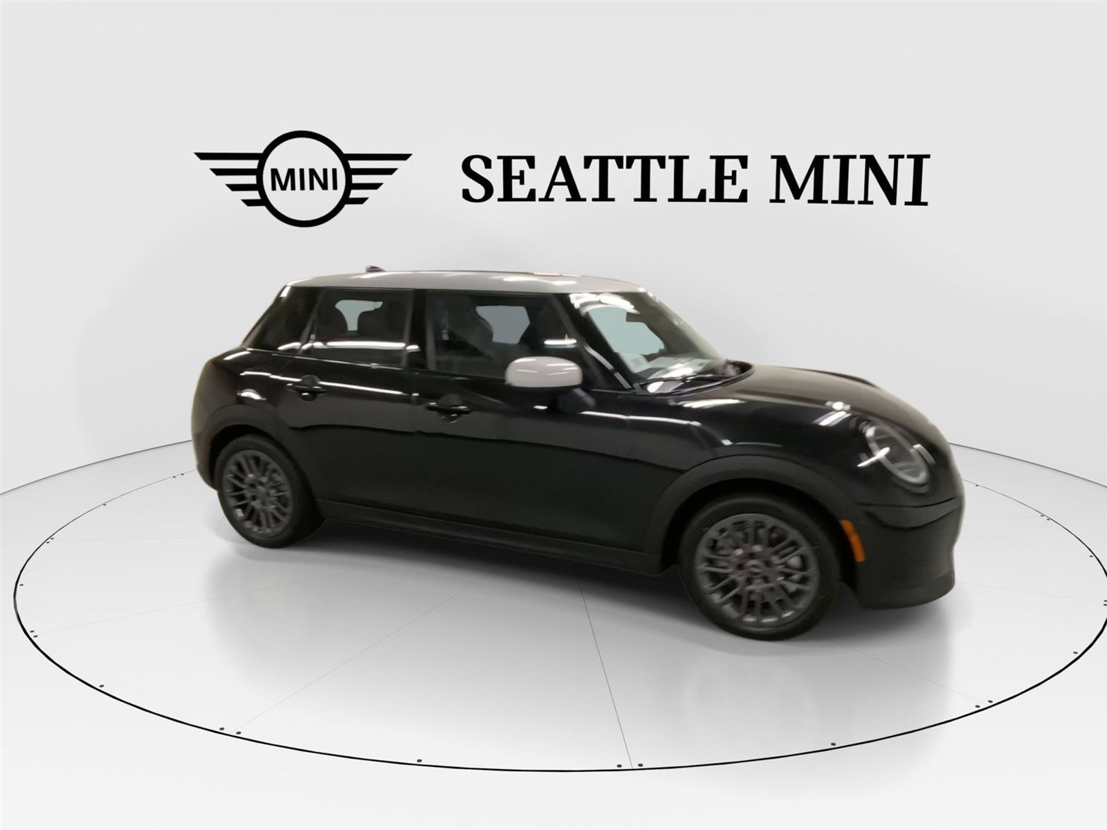 New 2026 MINI Cooper 4-Door Hardtop FWD image 13