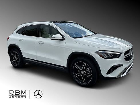 Certified 2026 Mercedes-Benz GLA 250 image 1