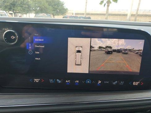 New 2025 Chevrolet Suburban Premier w/ Sun And Tow Package image 27