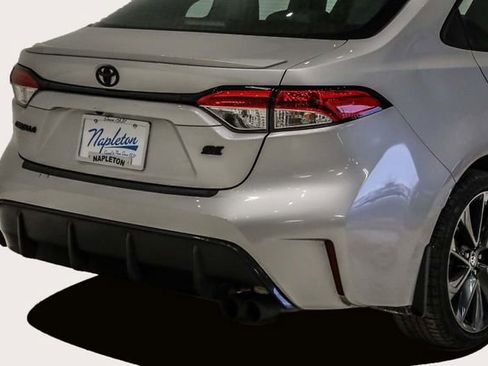 Used 2025 Toyota Corolla SE image 7