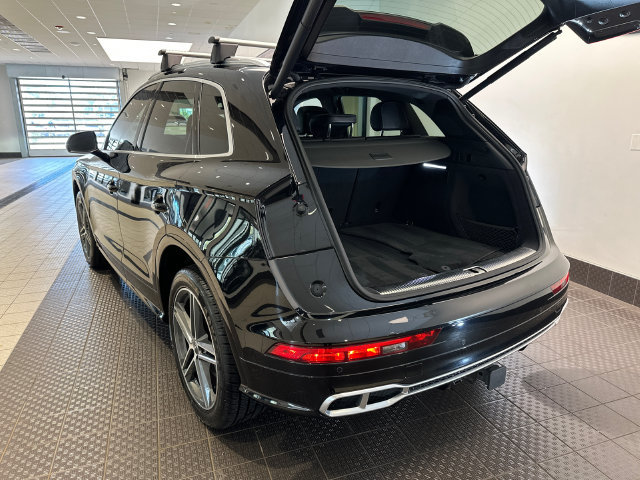 Used 2020 Audi SQ5 Premium Plus w/ Premium Plus Package AWD/4WD image 6