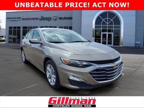 Used 2025 Chevrolet Malibu LT FWD image 1
