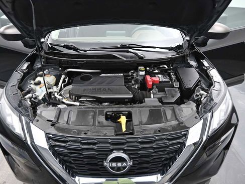 Used 2023 Nissan Rogue S image 21