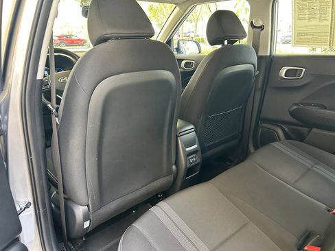 Used 2026 Hyundai Venue SEL FWD image 32