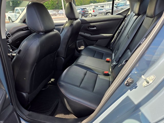 Used 2025 Nissan Sentra SR w/ SR Premium Package FWD image 13
