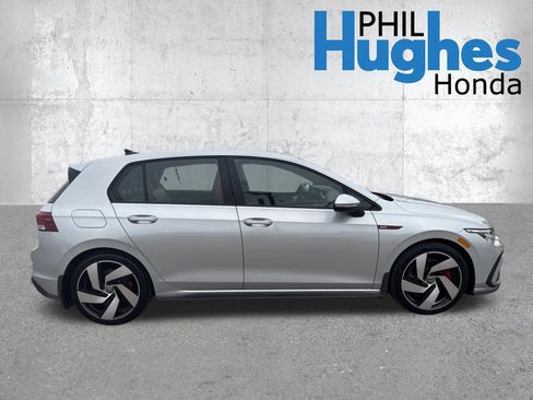 Used 2022 Volkswagen GTI SE image 2