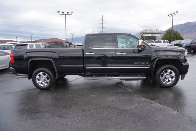 Used 2018 GMC Sierra 3500 Denali AWD/4WD image 14