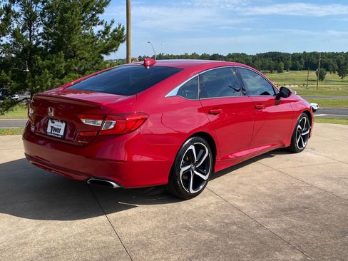 Used 2019 Honda Accord Sport image 6