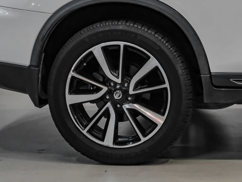 Used 2018 Nissan Rogue SL w/ Premium Package AWD/4WD image 53
