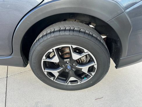 Used 2019 Subaru Crosstrek 2.0i w/ Eyesight System image 20