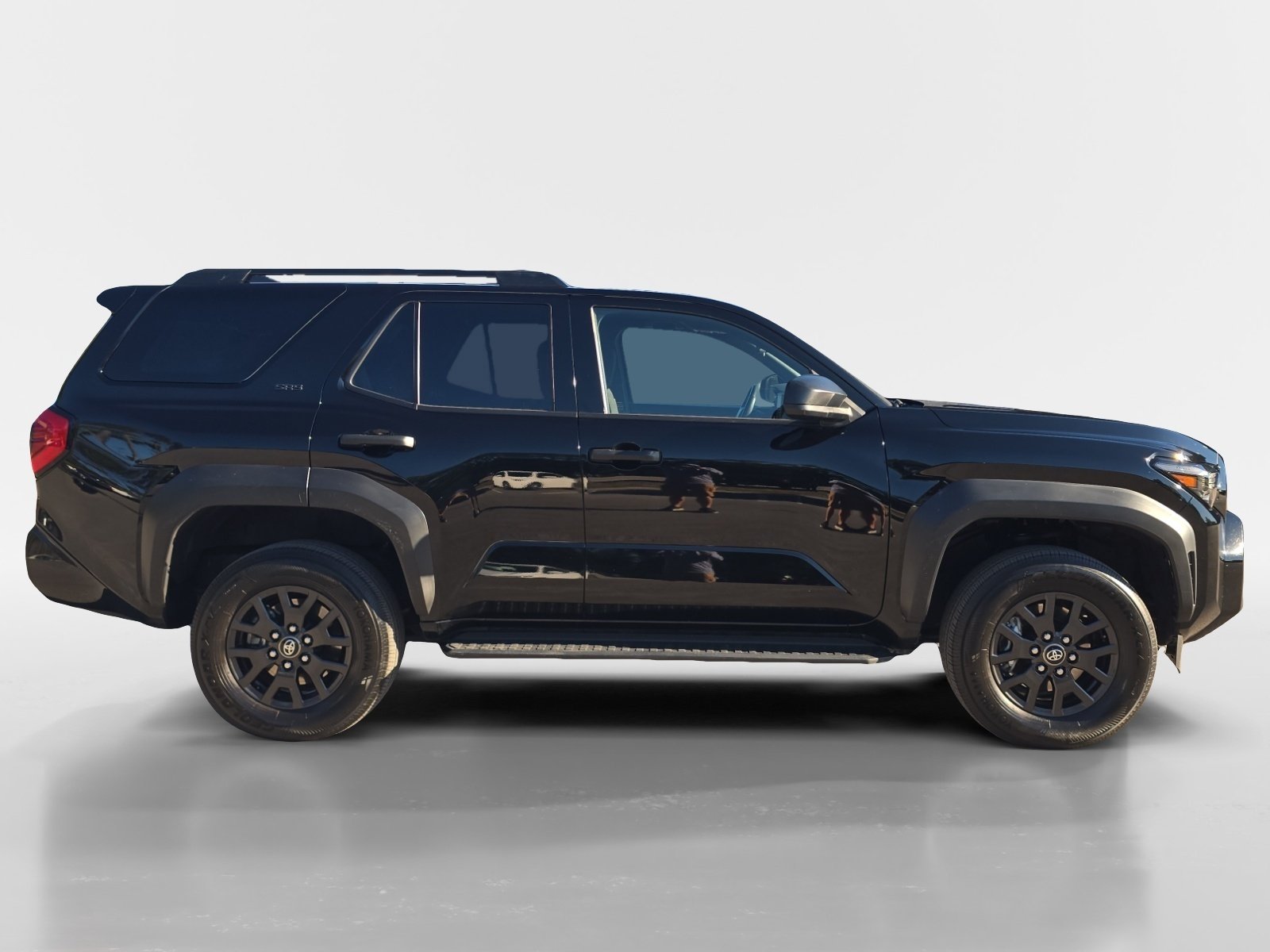 Used 2025 Toyota 4Runner SR5 AWD/4WD image 7