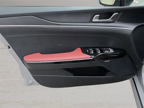 Used 2025 Kia K5 GT-Line w/ GT-Line Premium Package image 17