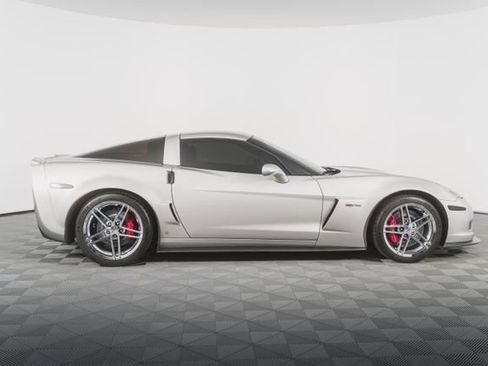 Used 2007 Chevrolet Corvette Z06 w/ Preferred Equipment Group RWD image 37