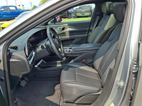 Certified 2024 Cadillac Lyriq Tech w/ Driver Assist Package RWD image 10